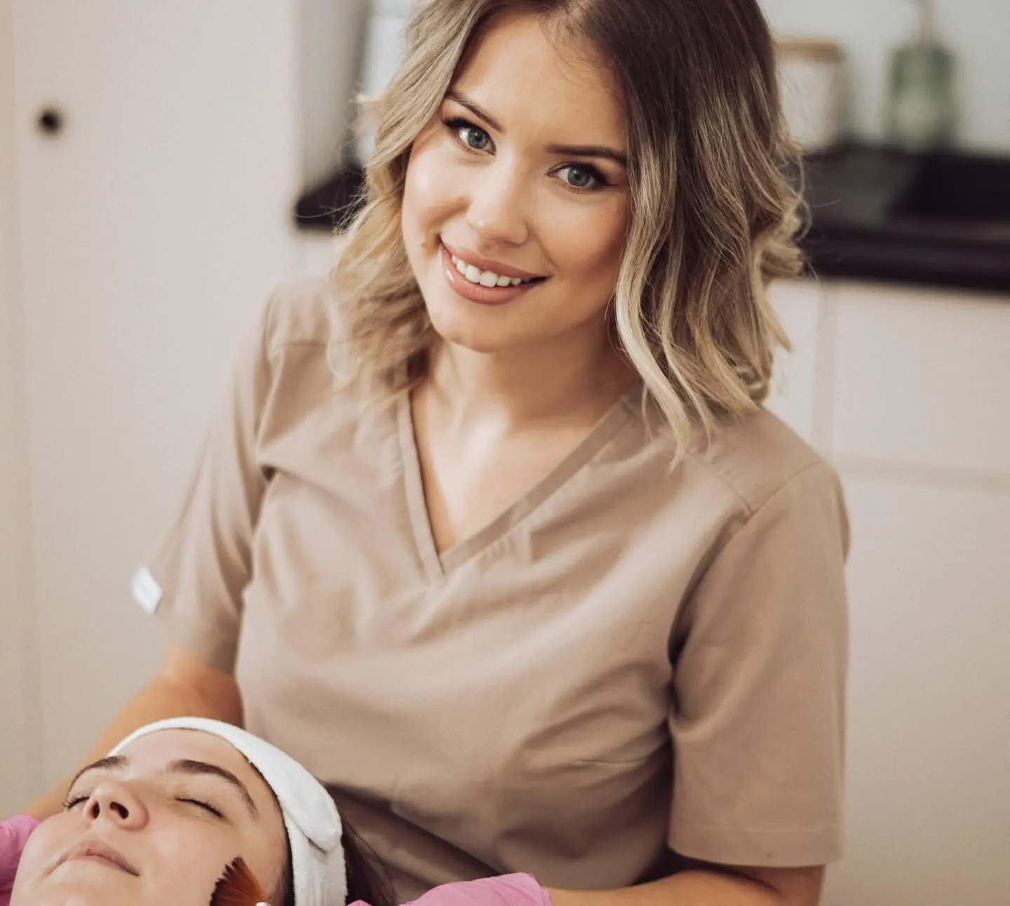 Anna Rogowska - dyplomowany kosmetolog, Płock